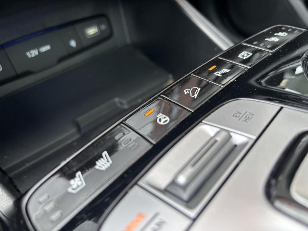 Hyundai Tucson 1.6 t-gdi phev premium sky 4wd