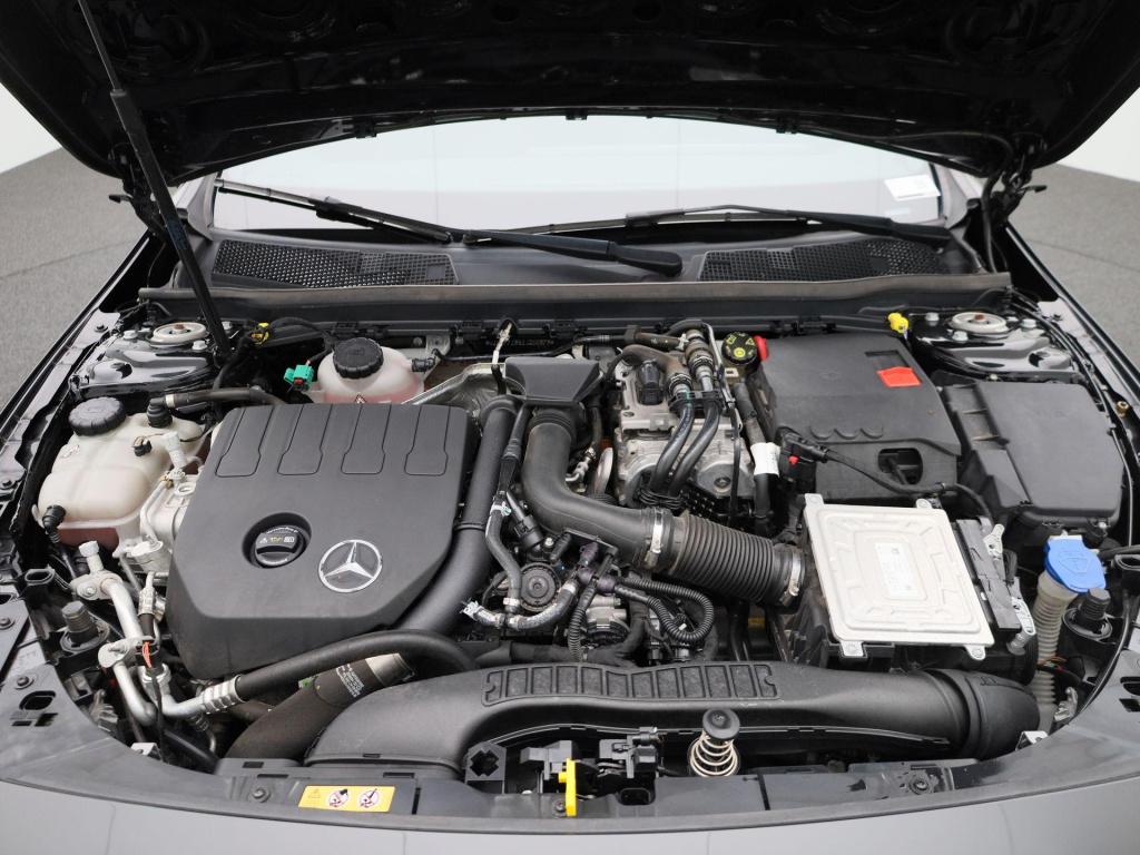 Mercedes-Benz A-Klasse 250 e business line | phev | automaat | navigatie |