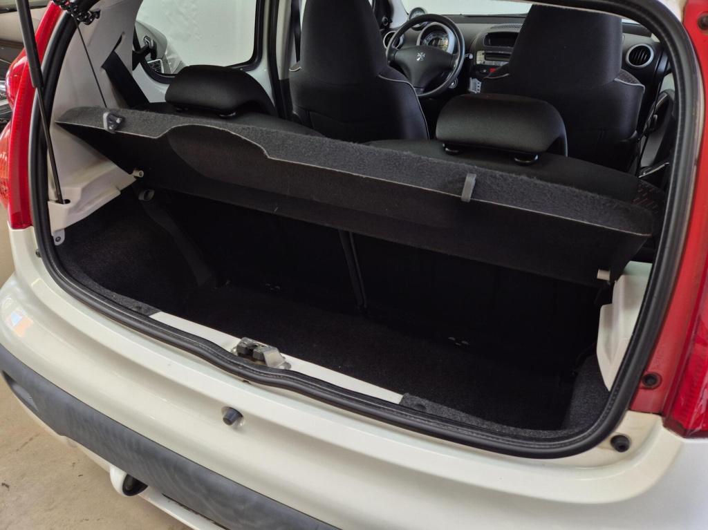 Peugeot 107 1.0-12v xr origineel nl / 5-deurs / airco