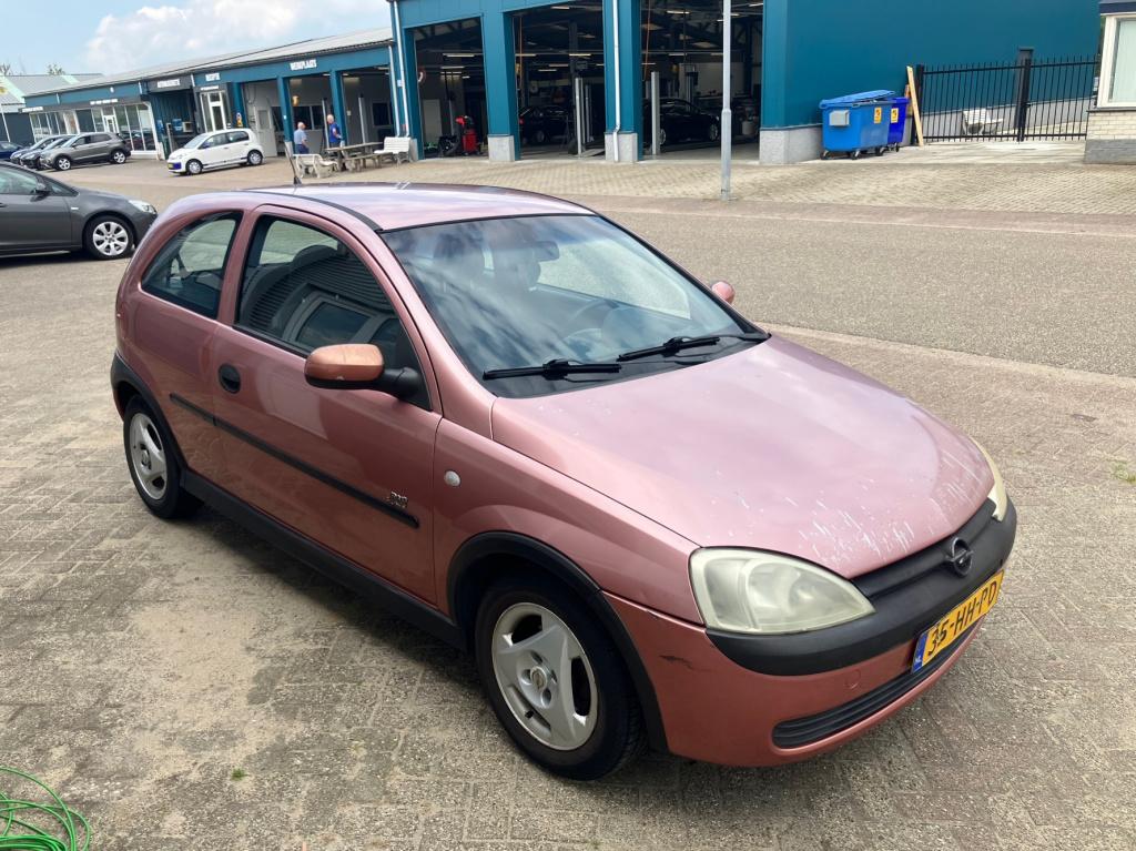 Opel Corsa 1.2-16v sport