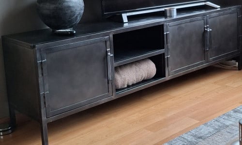 Tv meubel industriële stoer uiterlijk