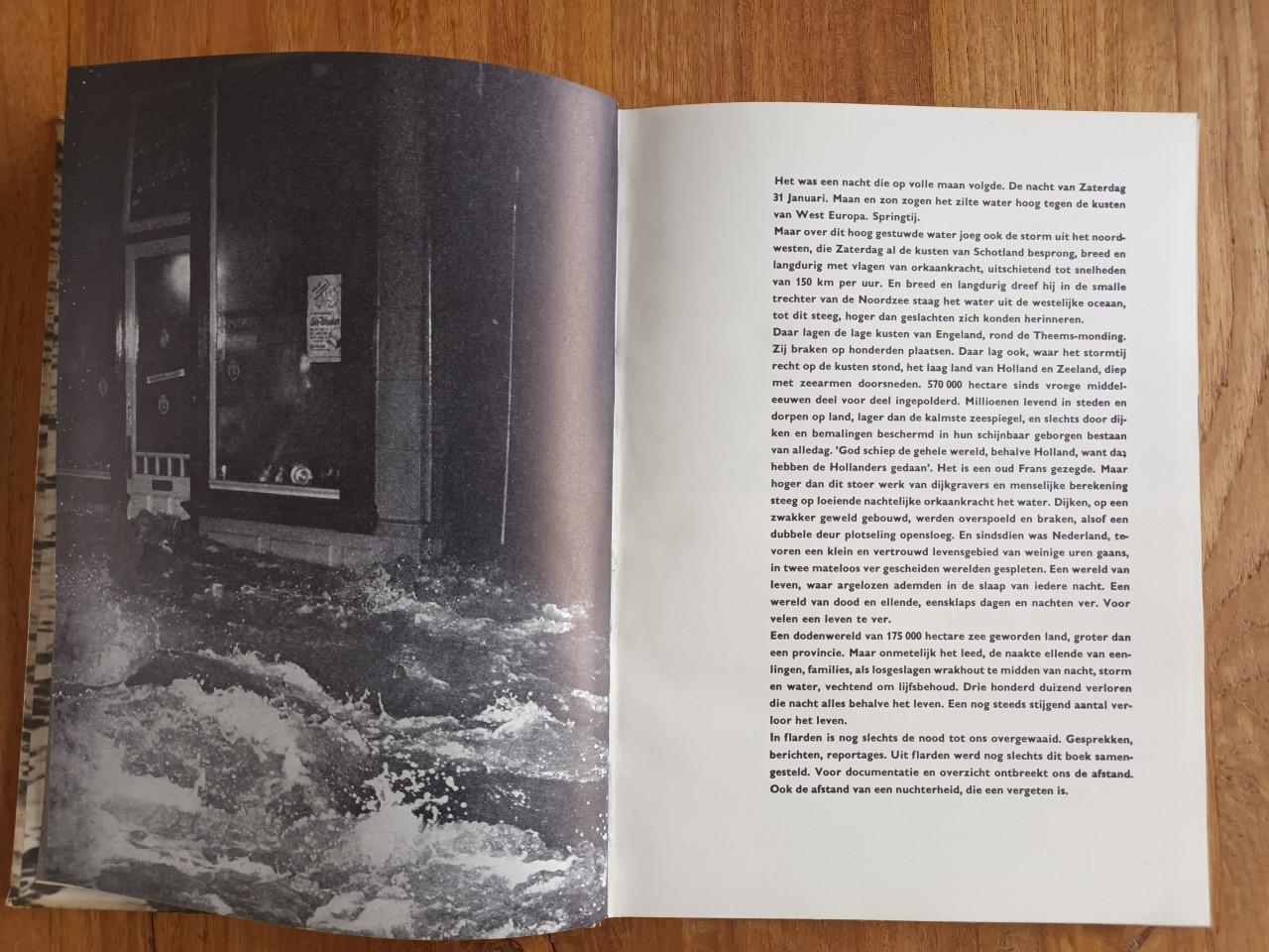 Boek De Ramp over de Watersnoodramp 1953