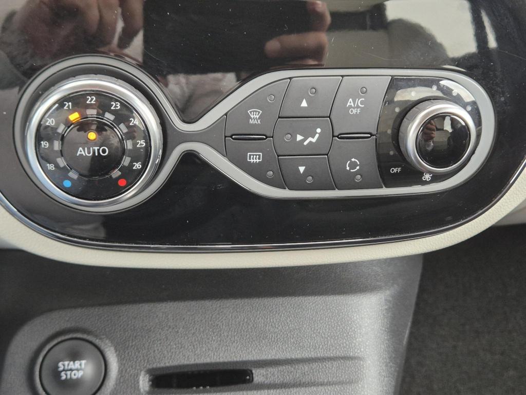 Renault Captur tce 120 edc automaat initiale paris | leder | trekhaak | cam