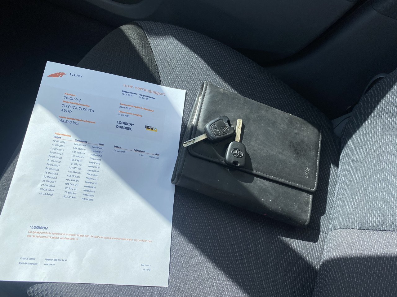 Toyota Aygo 1.0 12V Vvt-i 5DRS 2008 Zwart | 144.565 KM NAP