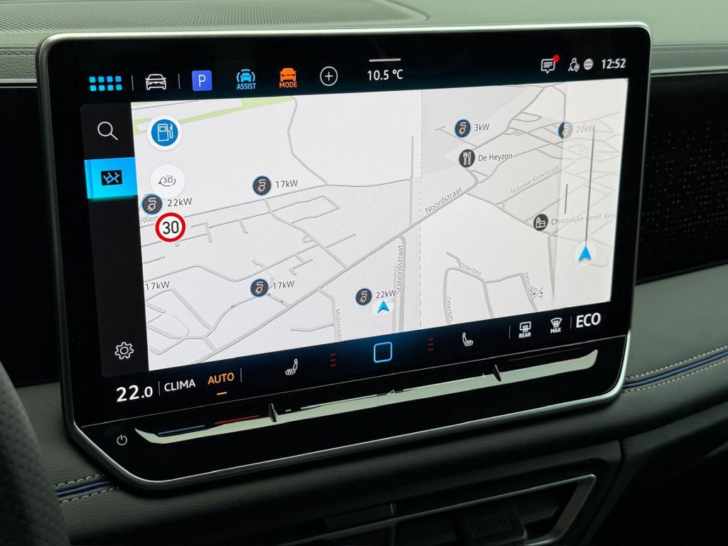Volkswagen Tiguan 1.5 ehybrid r-line | black line | 360 camera | trekhaak |