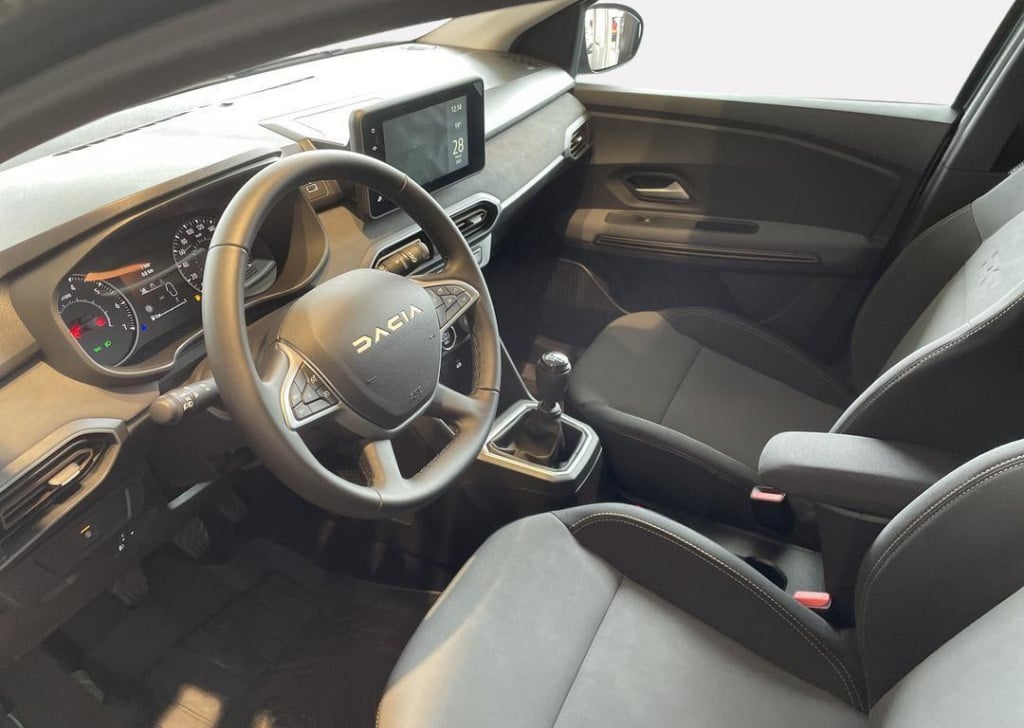 Dacia Jogger 1.0 tce 110 extreme 7p. - demo / media nav - pack extreme