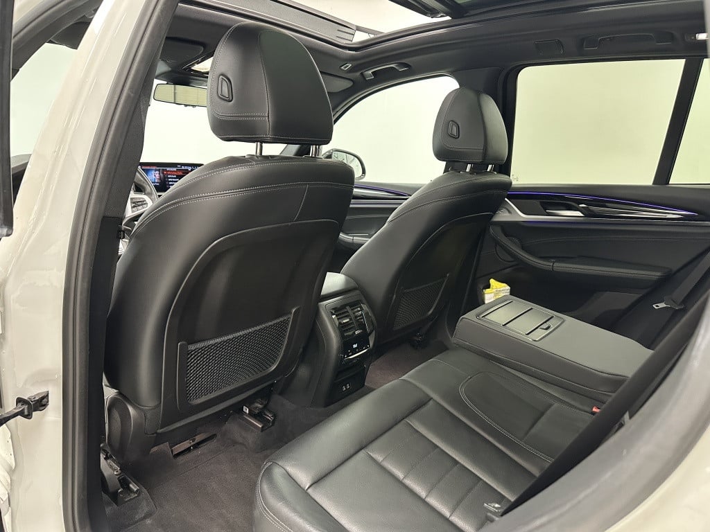 BMW X3 xdrive30e m-sport | stoelkoeling | panoramadak | 20'' |
