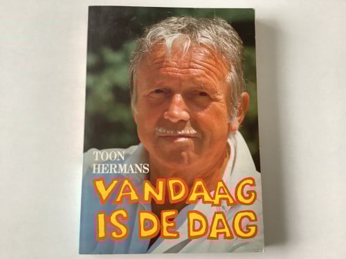 Boek van Toon Hermans. Vandaag is de dag. Slappe kaft.