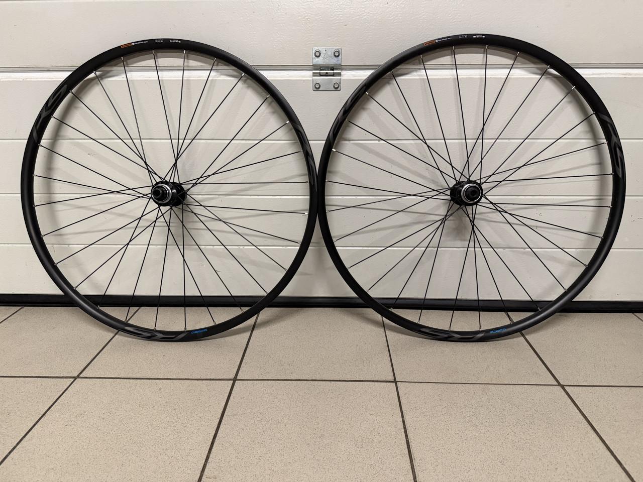 Te koop nieuwe set shimano gravelwielen RS171DB