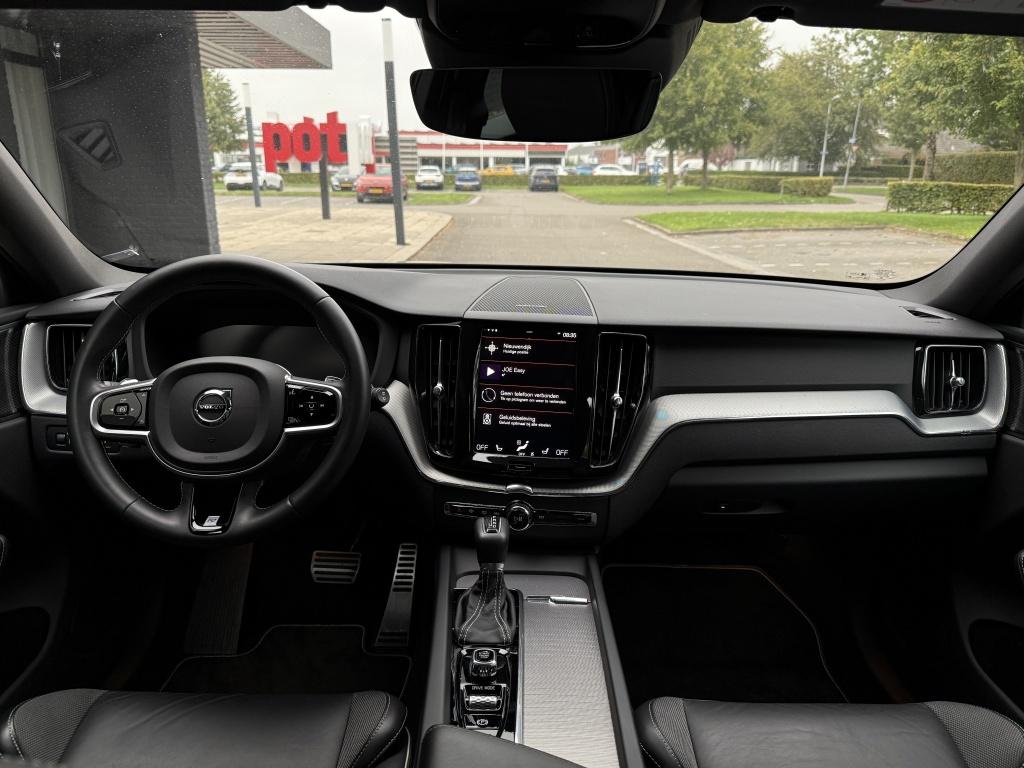 Volvo XC60 2.0 t5 awd r-design - trekhaak - 43.000km! -
