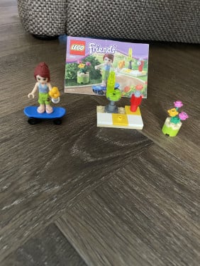 Lego Friends: Mia's skateboard 30101