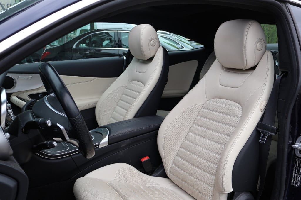 Mercedes-Benz C-Klasse coupé 200 ambition l panoramadak l beige leder inter