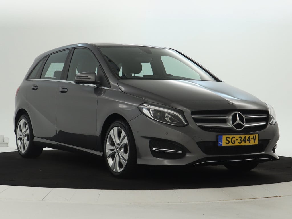 Mercedes-Benz B-Klasse 180 ambition | trekhaak | parkeersensoren | inclusie
