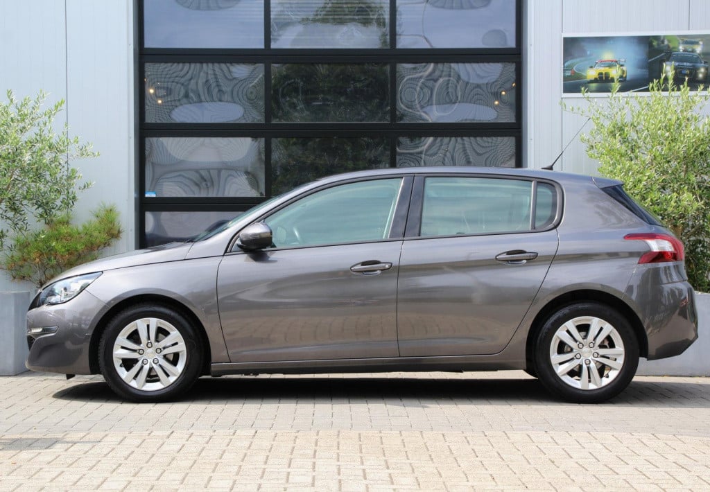 Peugeot 308 1.2 puretech active - cruise - navi - pdc - dis.riem 2024 v.v.!