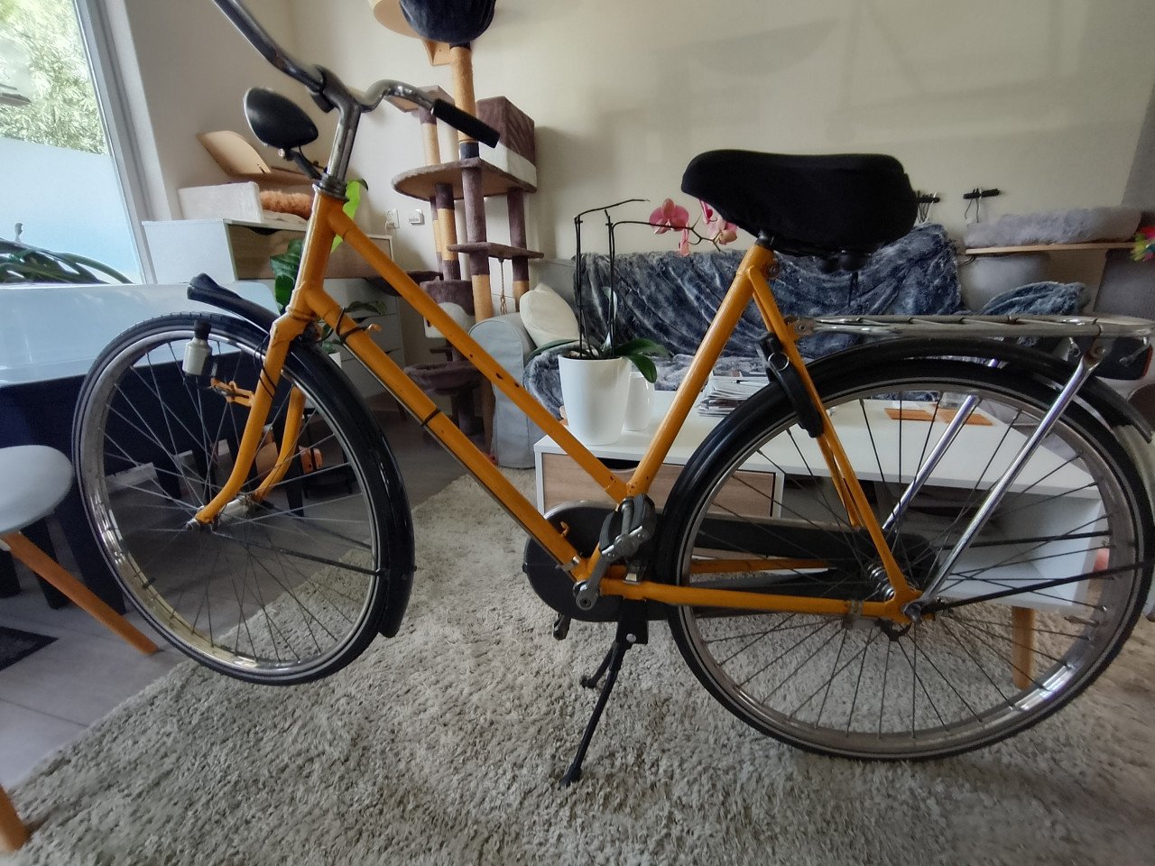 Damesfiets oranjegeel framemaat 50