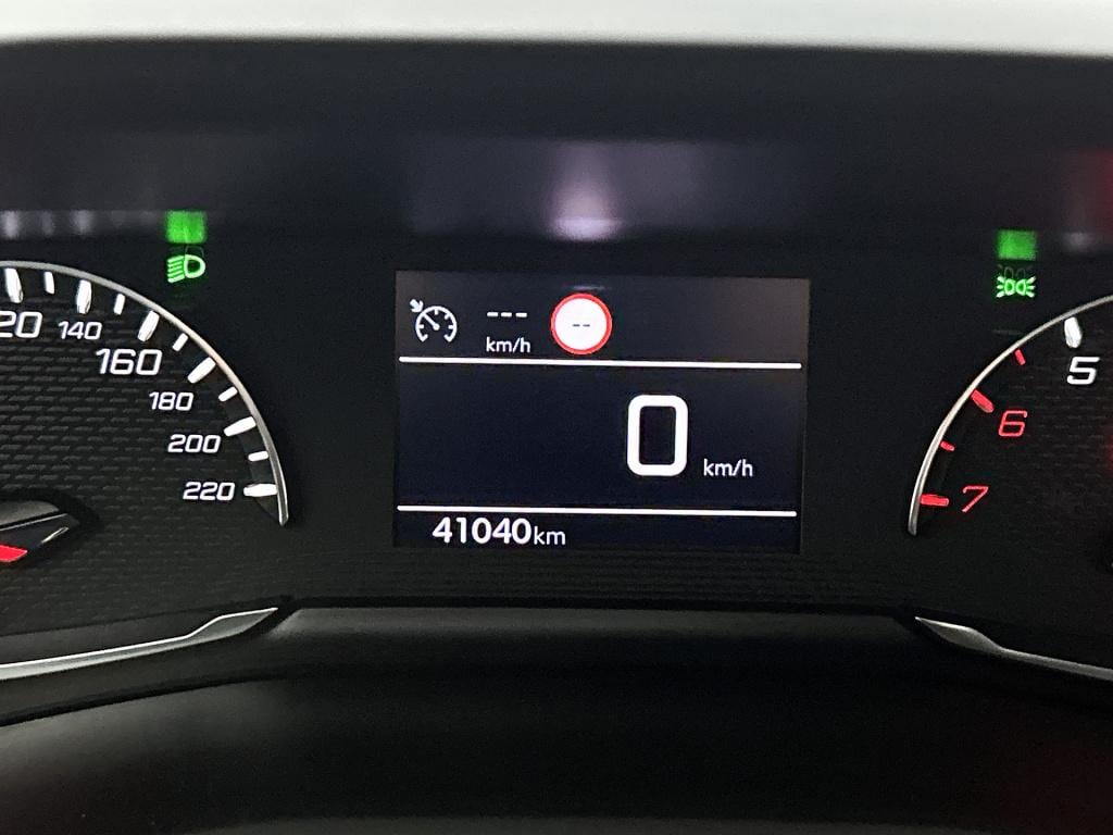 Peugeot 2008 130 pk active pack | rijklaar | camera achter | apple carplay 