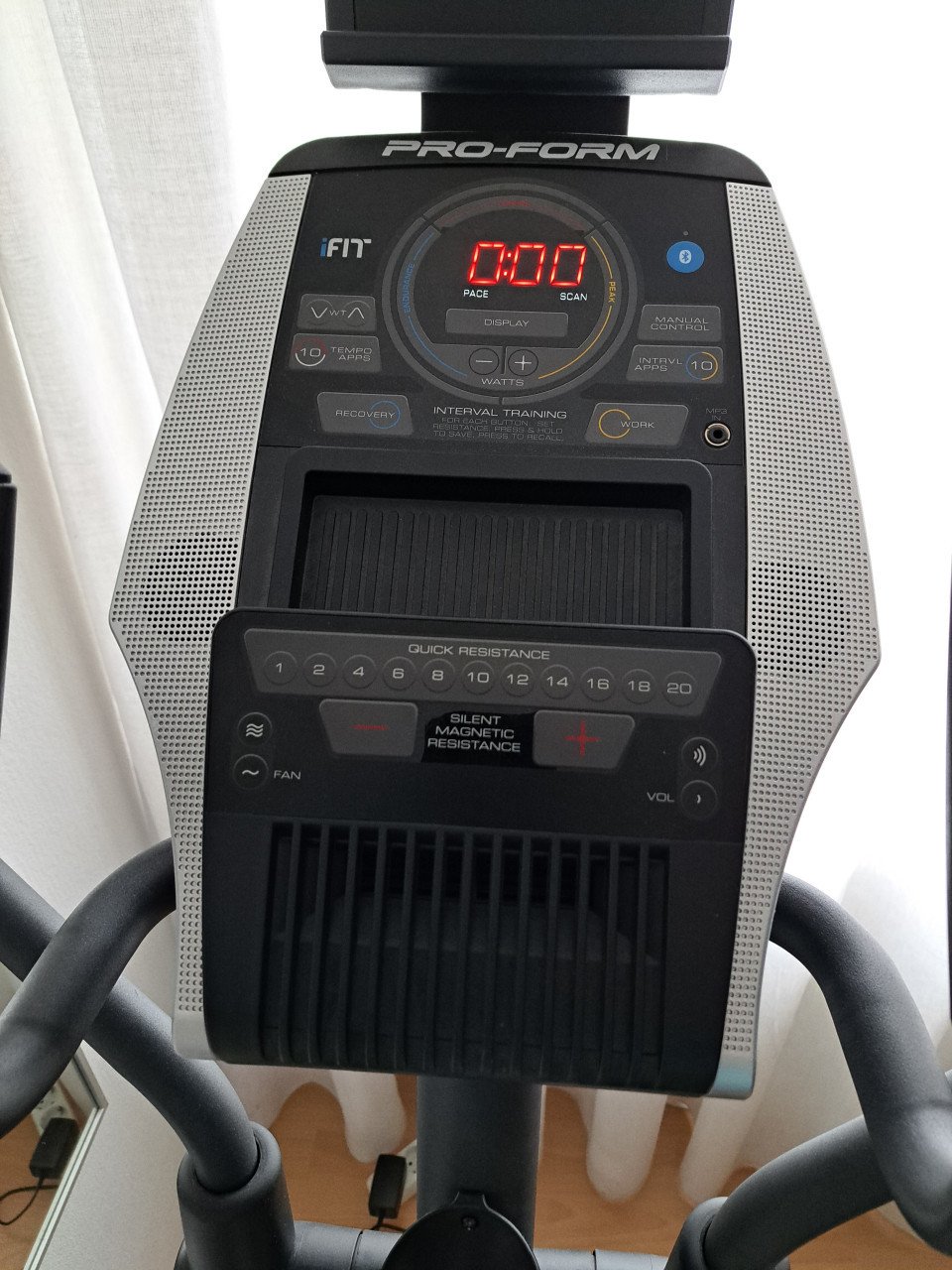 Crosstrainer