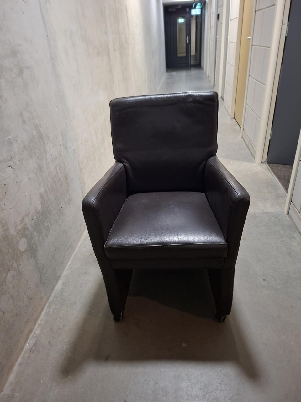 3 eetkamerstoelen echt leer