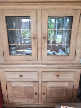 Eiken kast