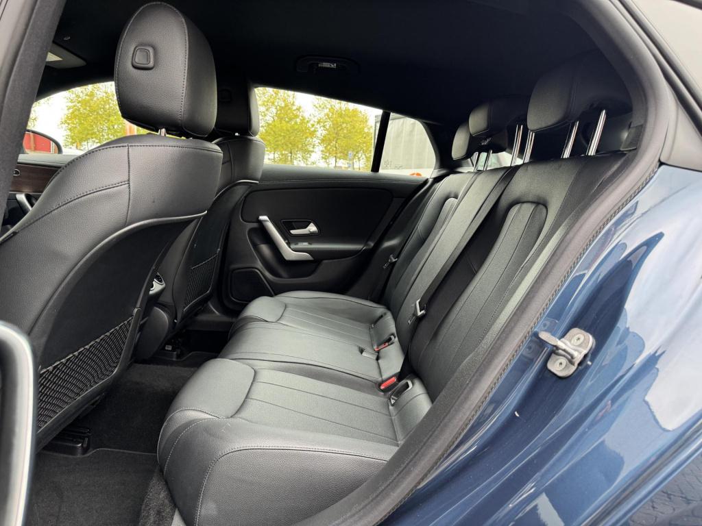 Mercedes-Benz Cla shooting brake 250 e luxury line soh 97% rijassistentiepa