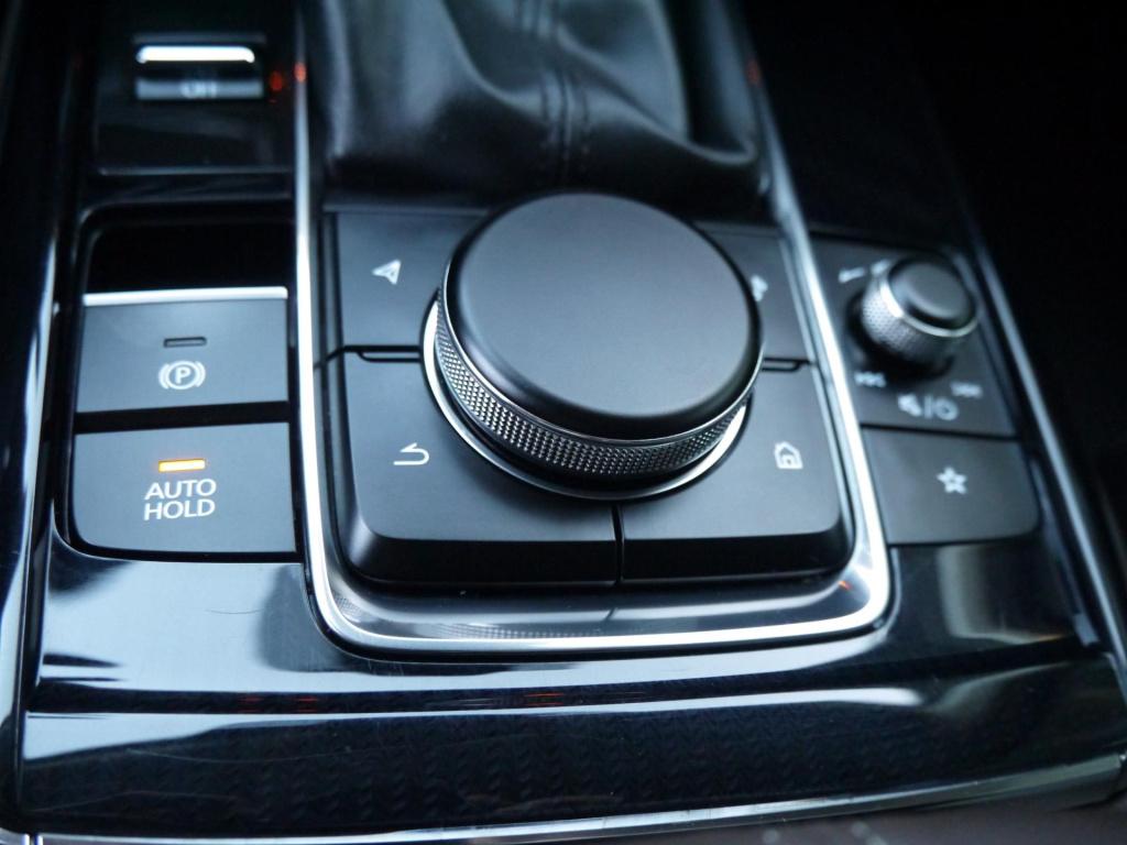 Mazda Cx-30 2.0 e-skyactiv-x m hybrid luxury 186 pk|automaat|trekhaak|rijkl