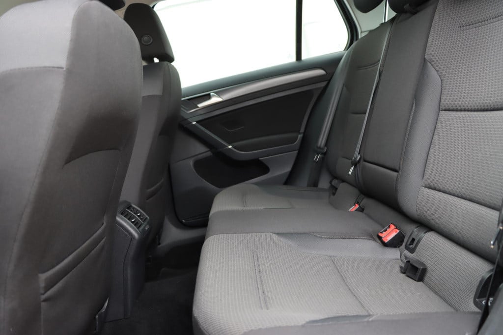 Volkswagen Golf 1.0 tsi comfortline business 115pk