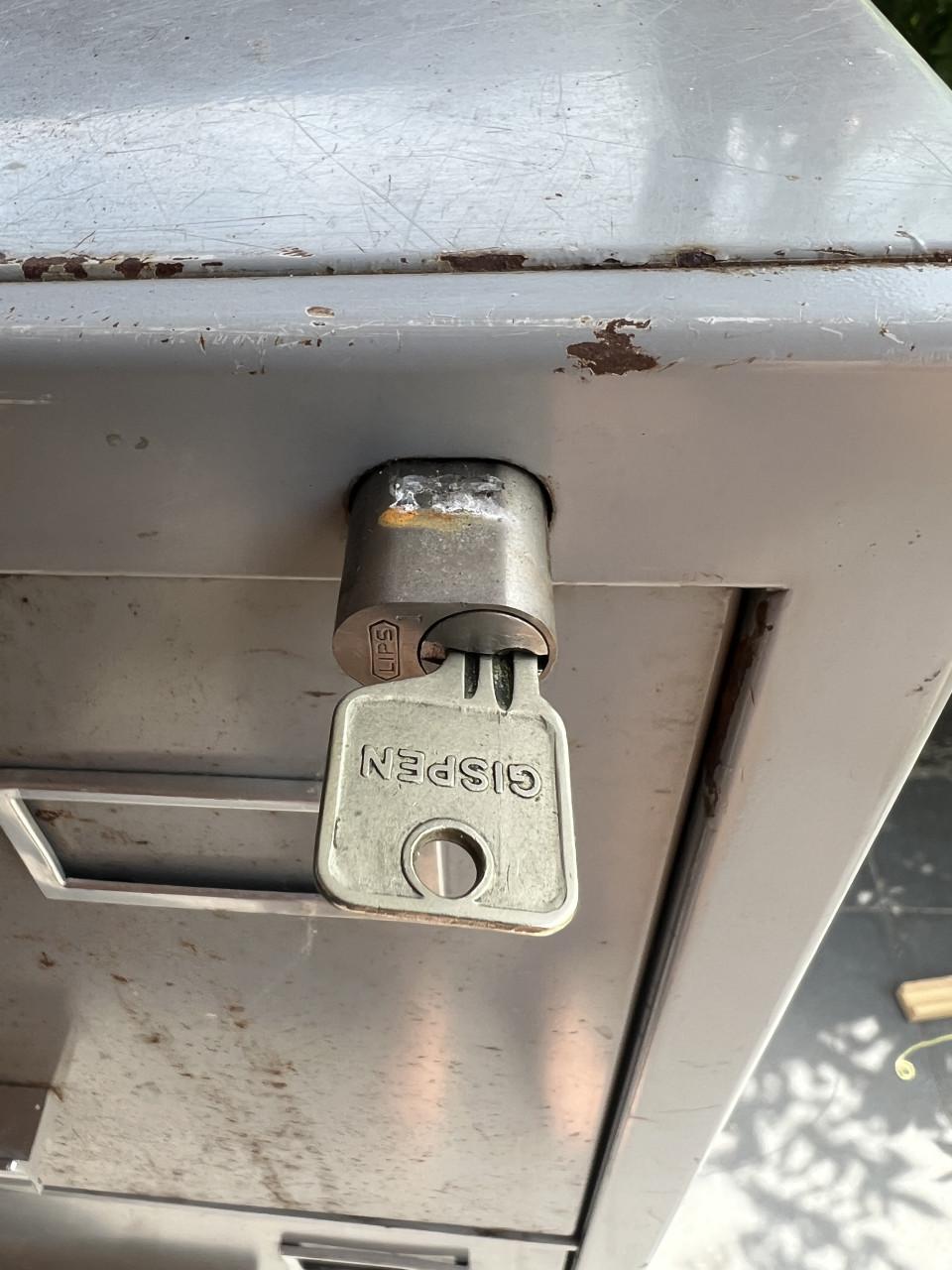 Gispen archiefkast