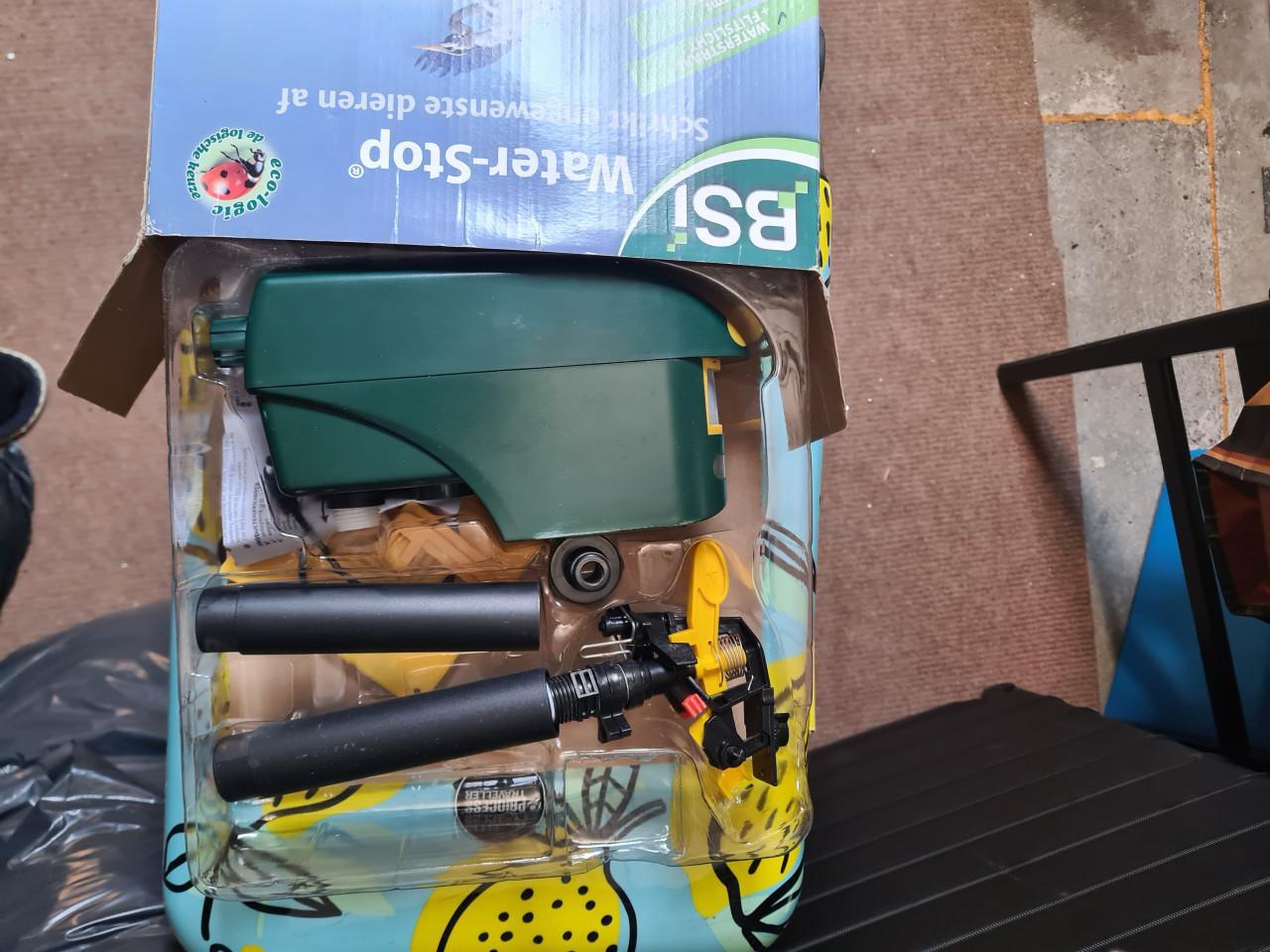 Water stop met lichtflits  Dieren