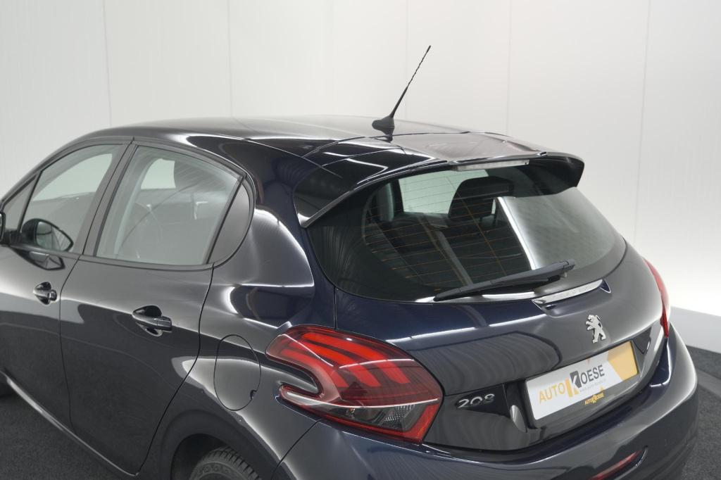 Peugeot 208 puretech 82 signature | allseason banden | navigatie | parkeers