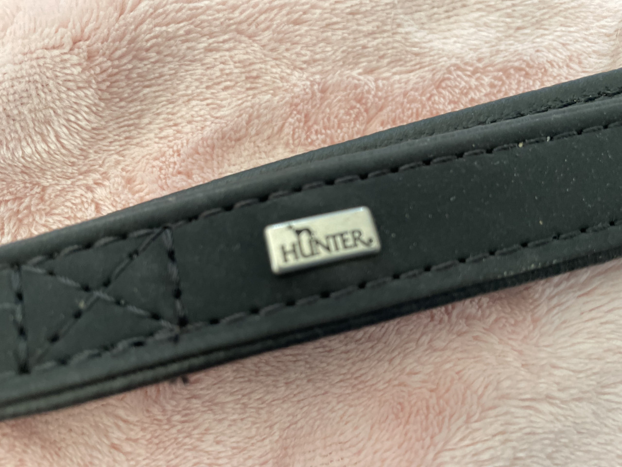 Nagenoeg NIEUWE HUNTER Halsband en Verstelbare Lijn IZGS!!