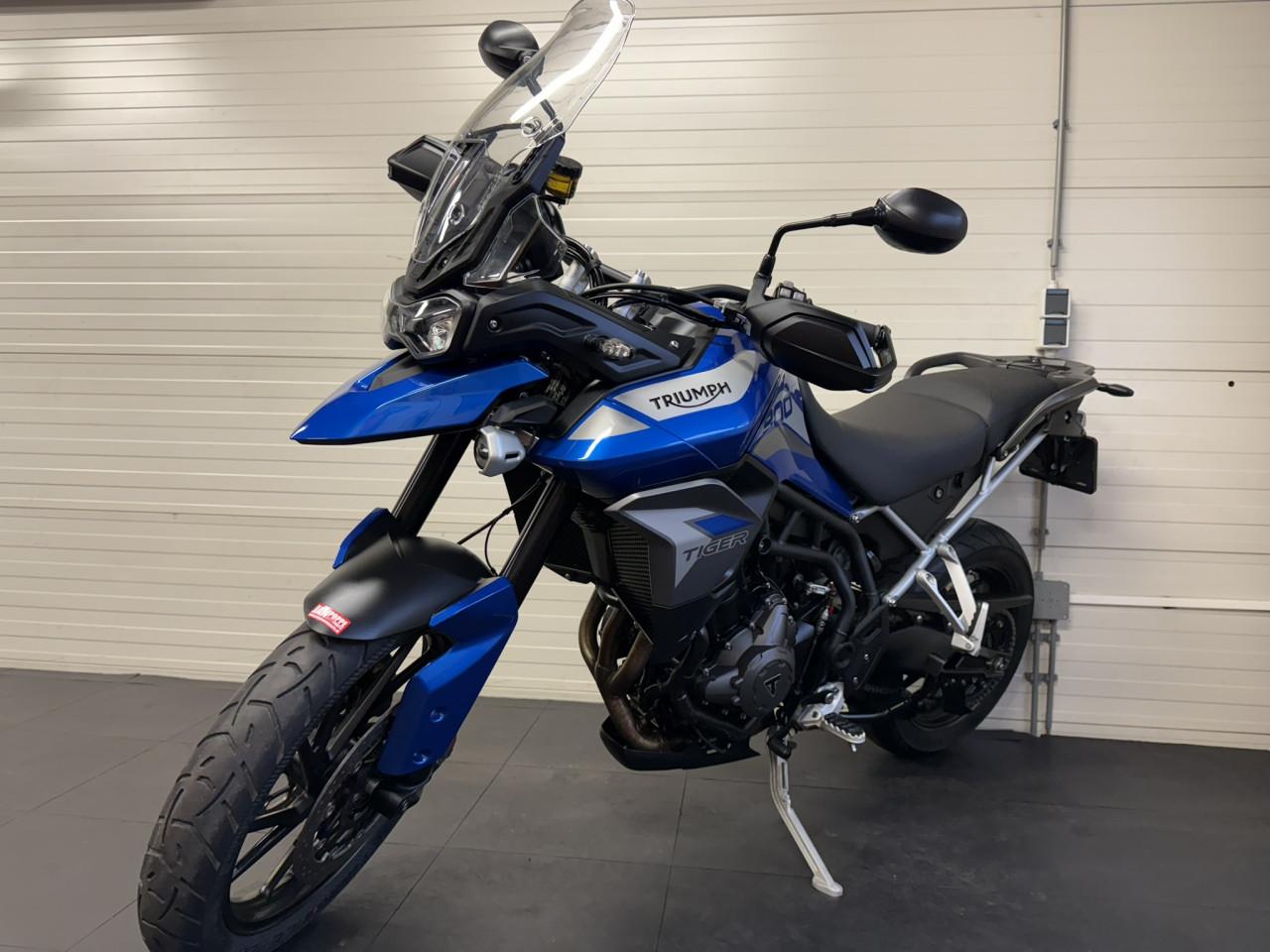 Jonge en zeer nette Triumph Tiger 900 GT Pro slechts 3100km!