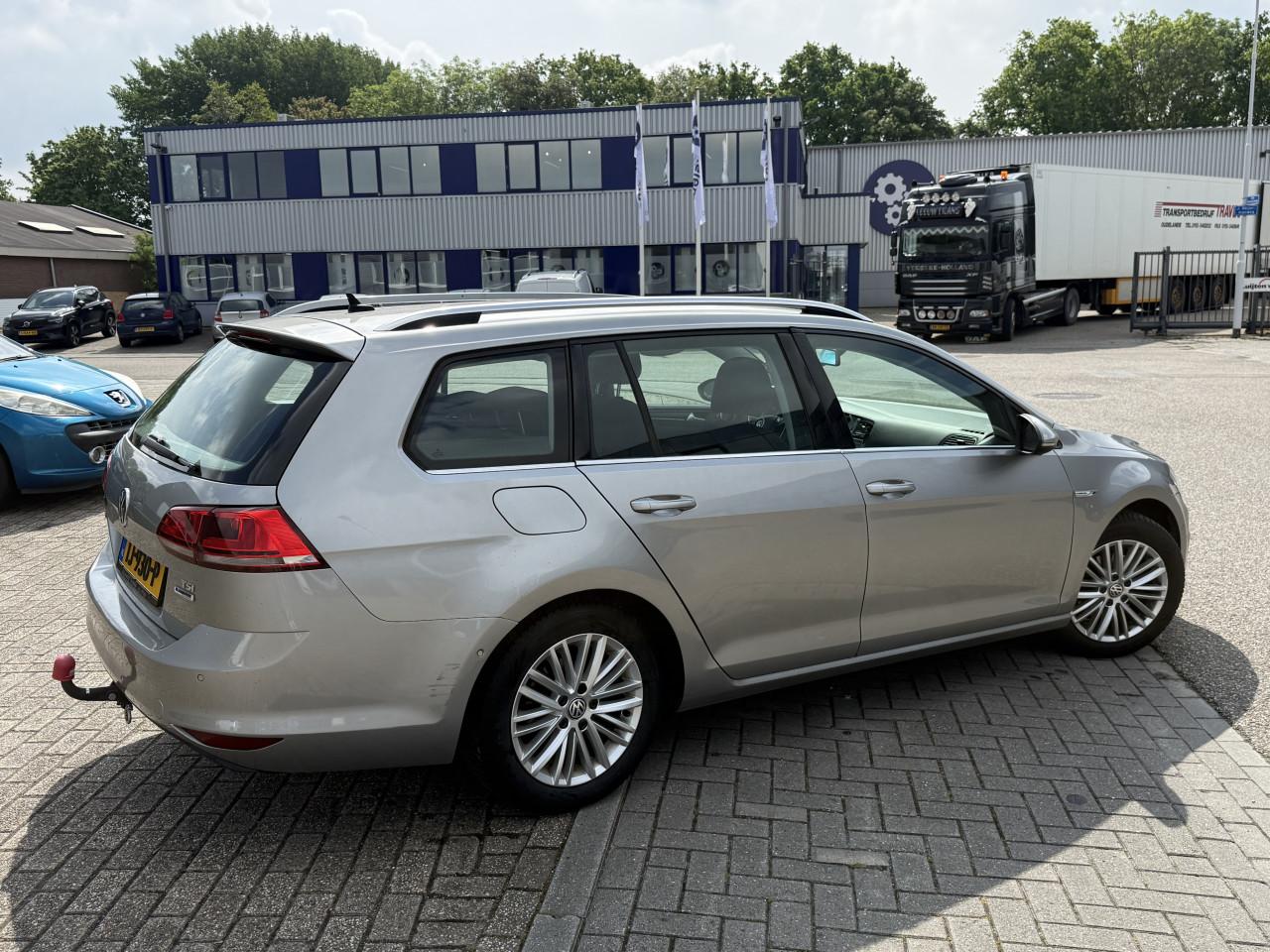Volkswagen Golf Variant HIGHLINE 1.2 TSI 2016 Grijs