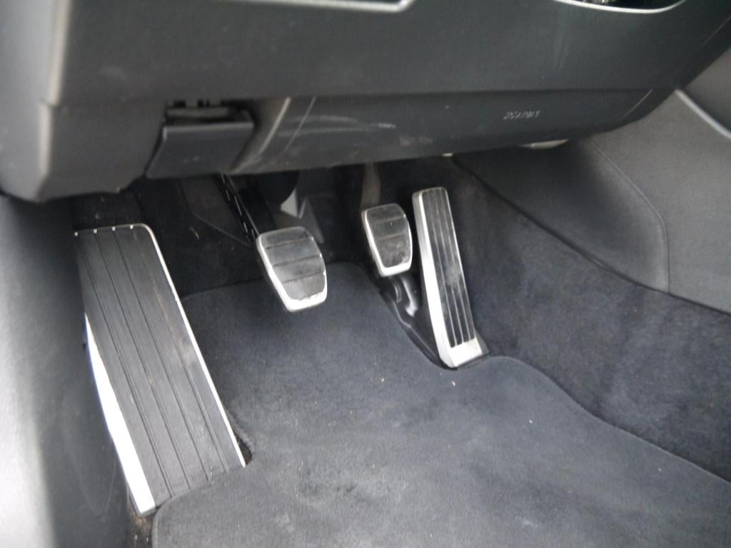 Mazda 3 2.0 e-skyactiv-x m hybrid 180 comfort met bose& leer|rijklaar