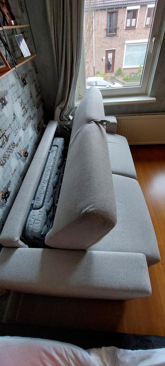 Mooie degeijke Slaapbank te koop