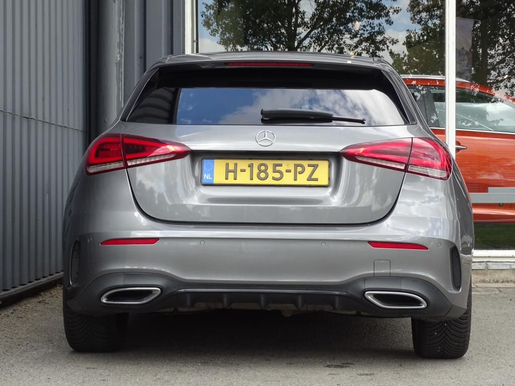Mercedes-Benz A-Klasse 180 business solution amg | pano | widescreen