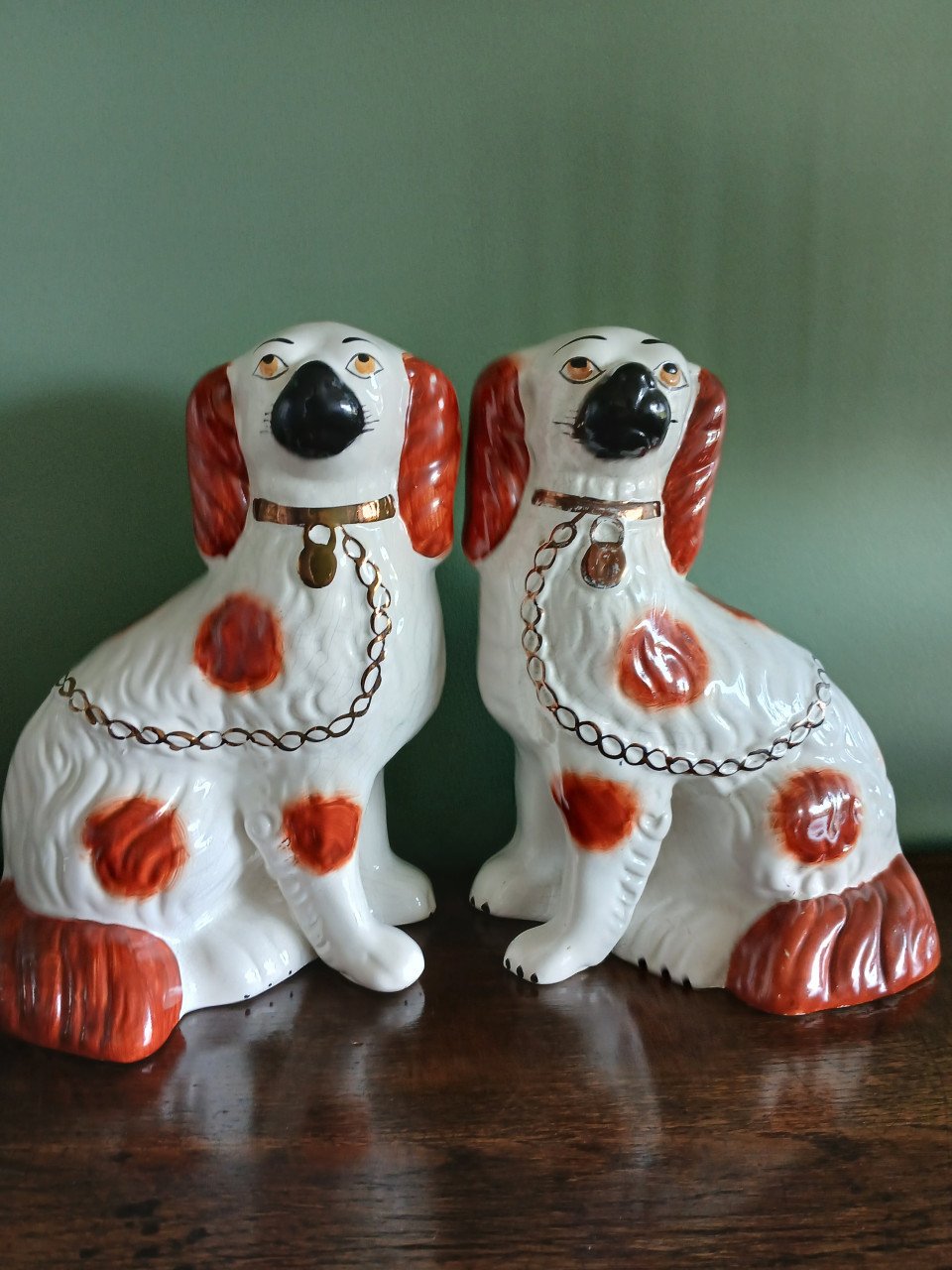 Antieke (hoerenhondjes).