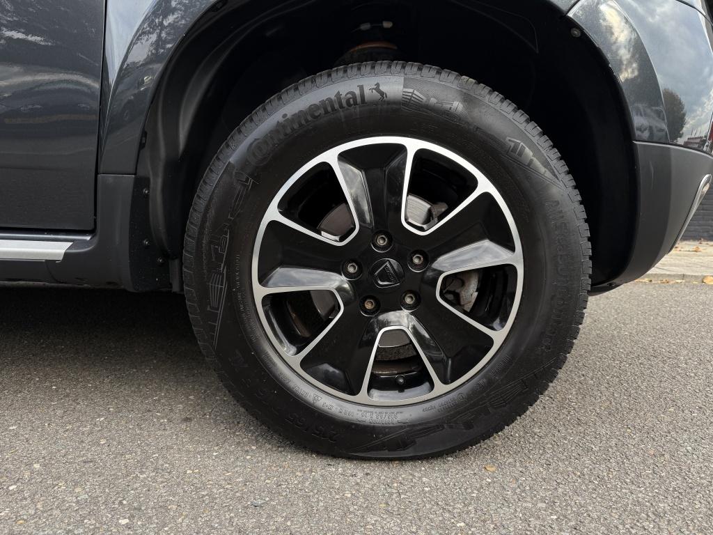Dacia Duster 1.2 tce 4x2 blackshadow