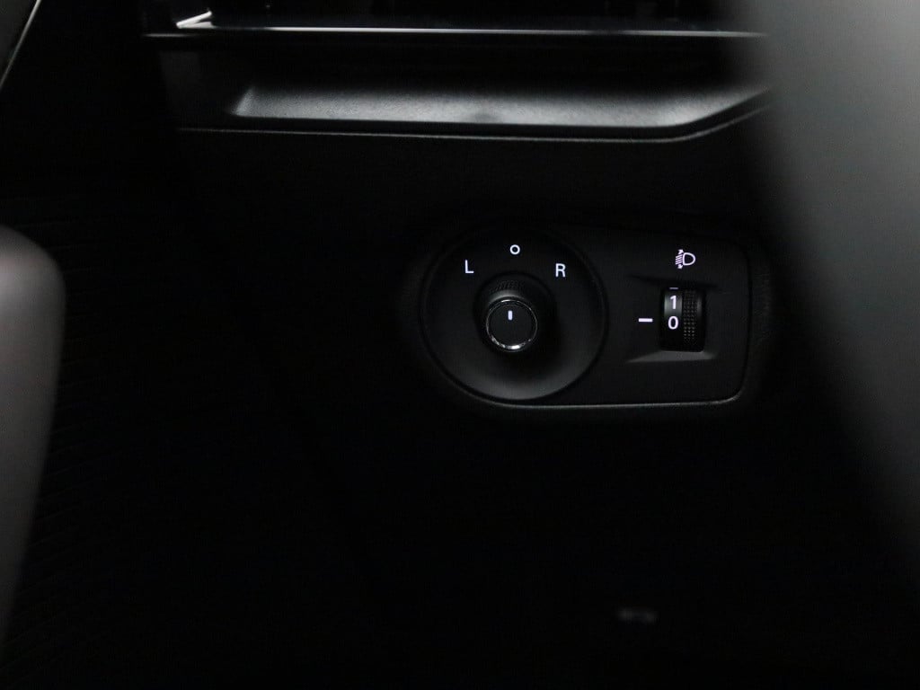 MG 4 standard 51 kwh | automaat | climate control | apple carplay/android |