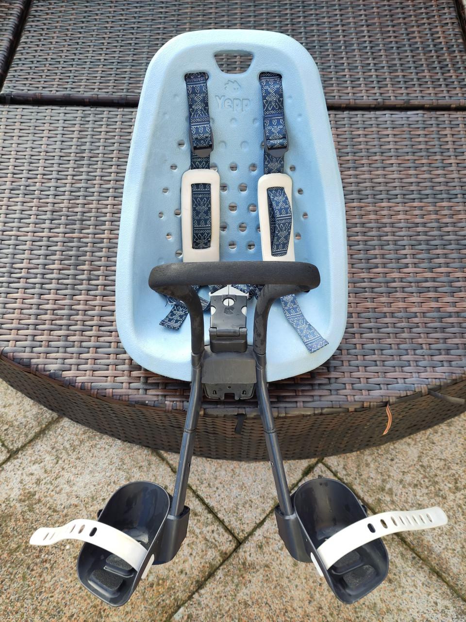 Fietstoeltje Yepp Mini incl scherm en 2 adapters (lichtblauw)