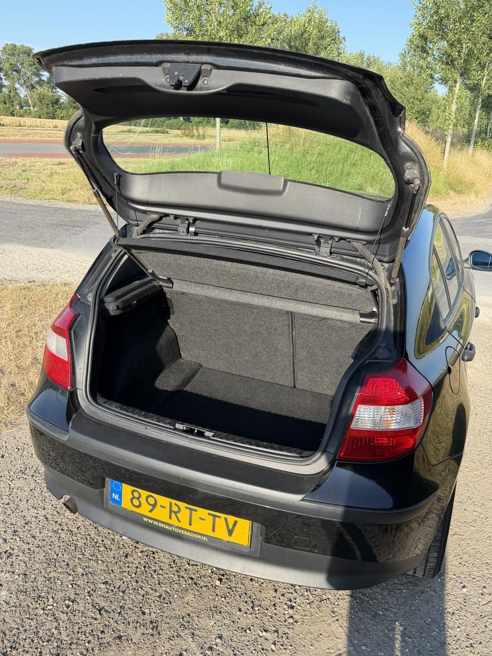 BMW 1-Serie 1.6 5-deurs Nieuwe distributie 2e EIG APK AIRCO
