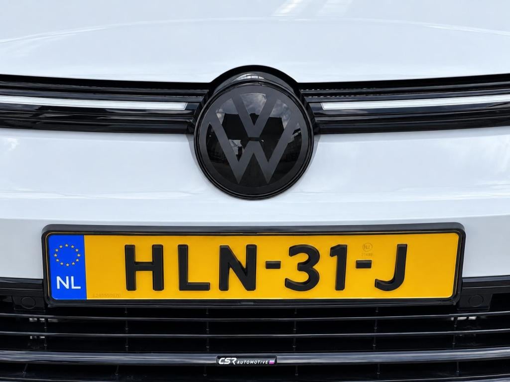 Volkswagen Golf 1.5 etsi r-line business | automaat | panoramadak | 19 inch