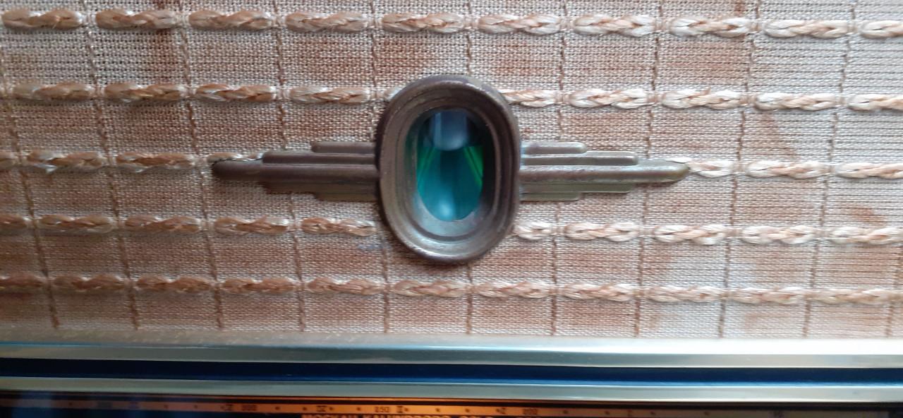 Radio vintage met pick up pepertum ebner merk greatz 428