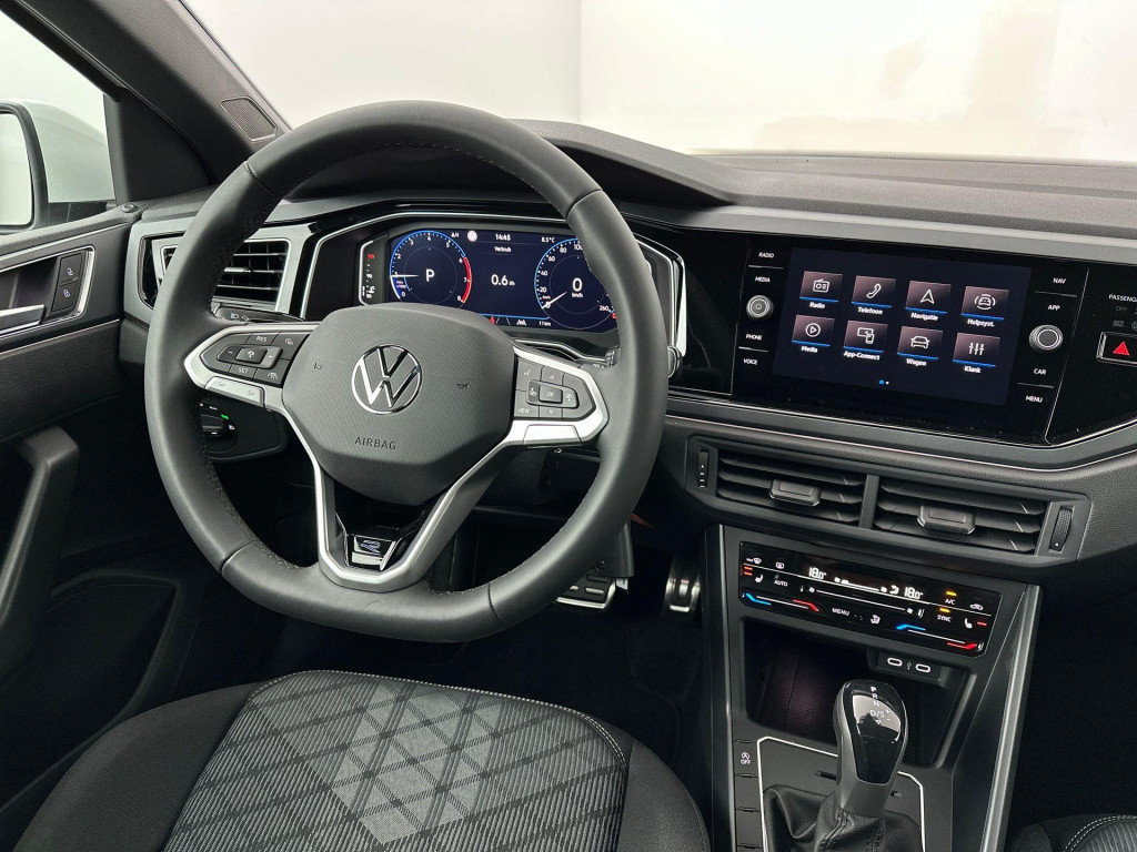Volkswagen Polo r-line-edition 1.0 70 kw / 95 pk tsi hatchback 7 v