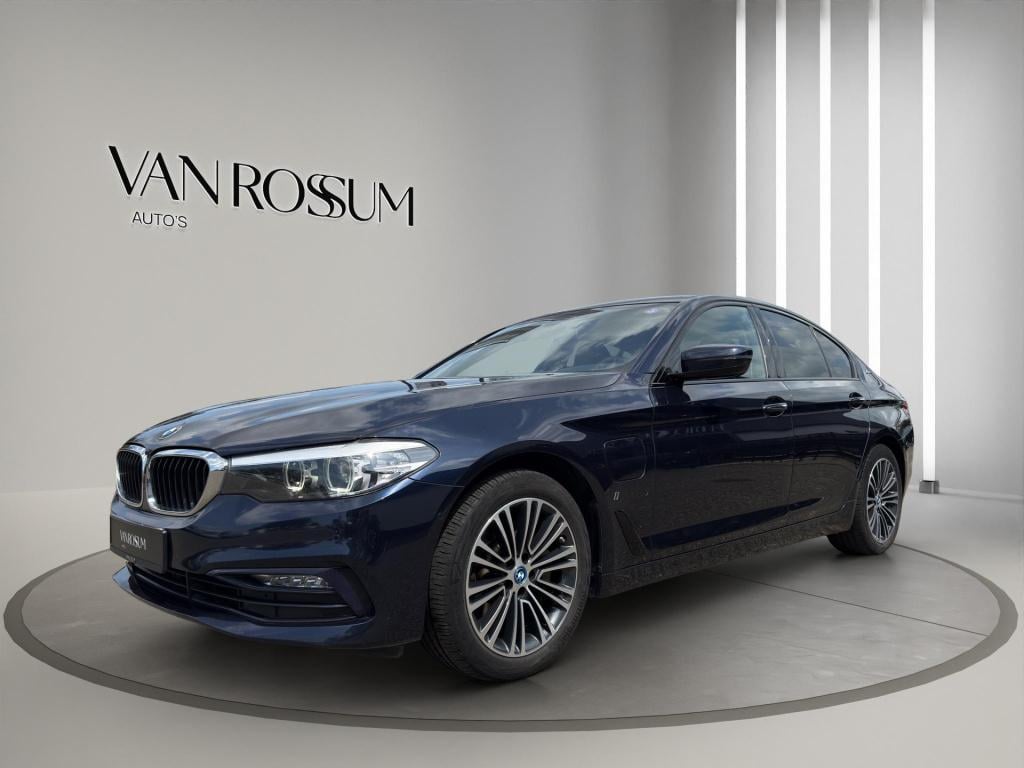 BMW 5 Serie 530 e iperformance | leder | sportstoelen | sfeer | camera | pa
