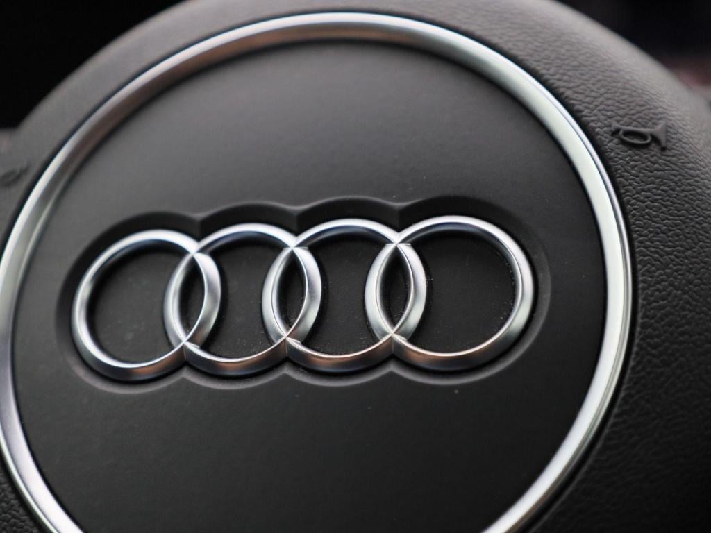 Audi Q2 35 tfsi pro line | panoramadak | stoelverwarming | leder | camera |