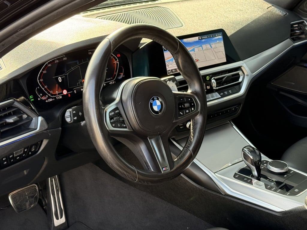 BMW 3-serie touring 318i executive edition m-sport | h/k | trekhaak
