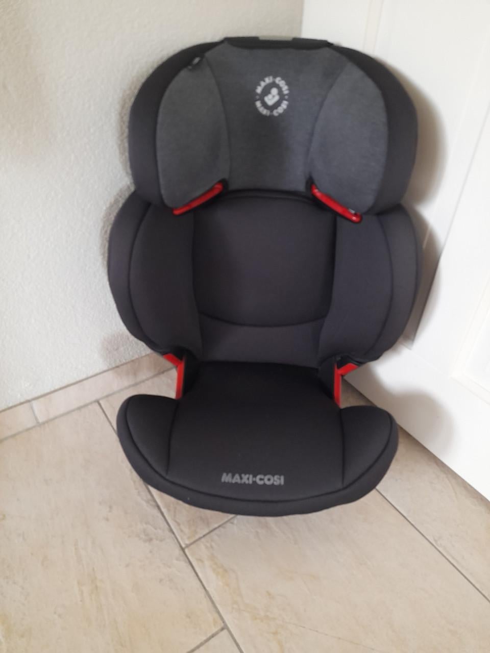Maxi cosi met isofix  15 /36 kg (in goede nette staat )