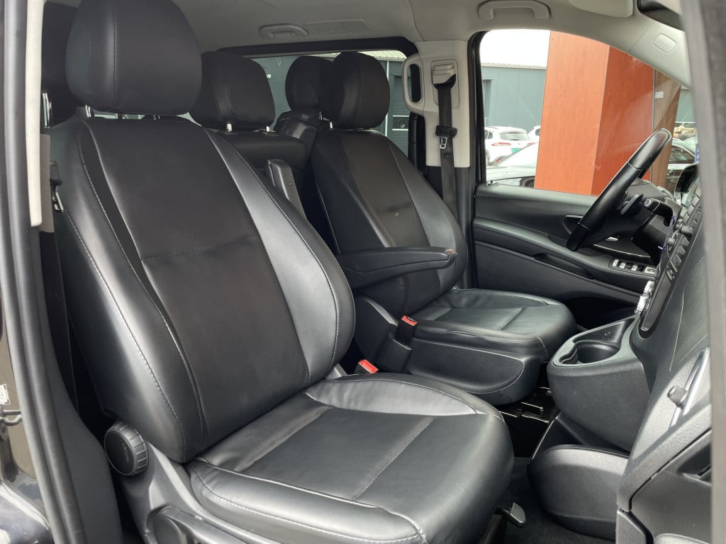 Mercedes-Benz Vito tourer 250cdi 190pk lang aut. 8 pers leer | led | 19'' |