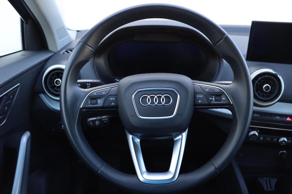 Audi Q2 35 tfsi advanced edition 150pk | camera | stoelverwarming | navi