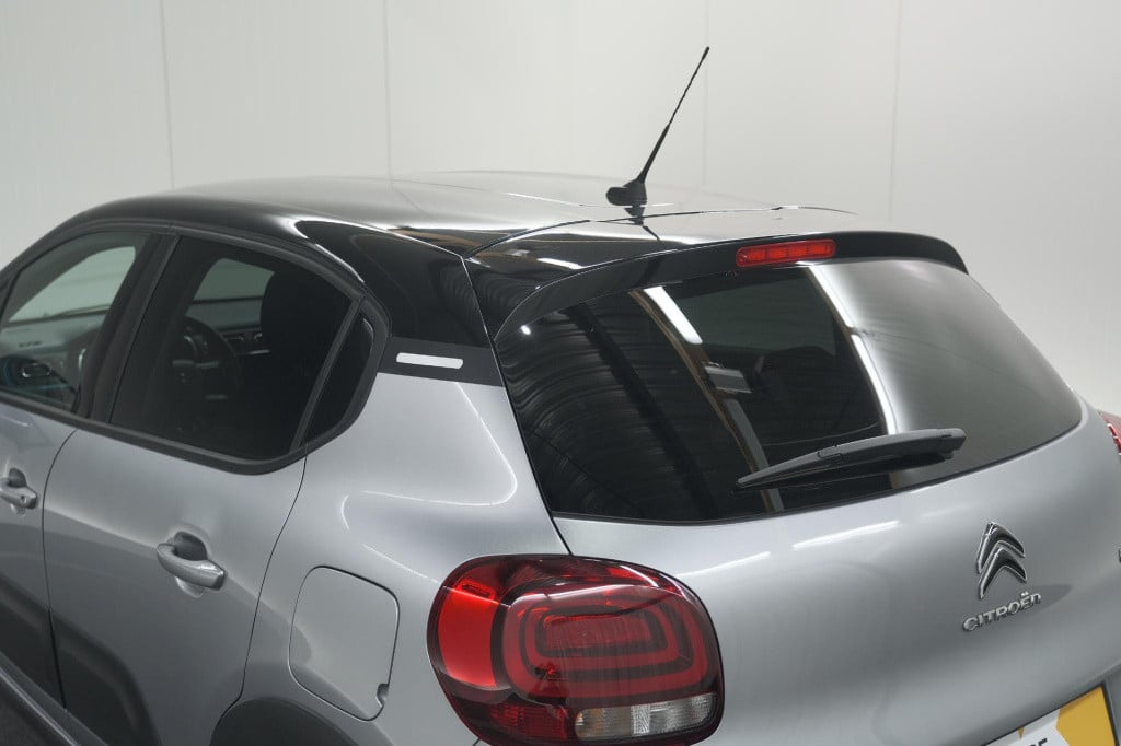 Citroen C3 puretech 110 eat6 shine | camera | navigatie | parkeersensoren |